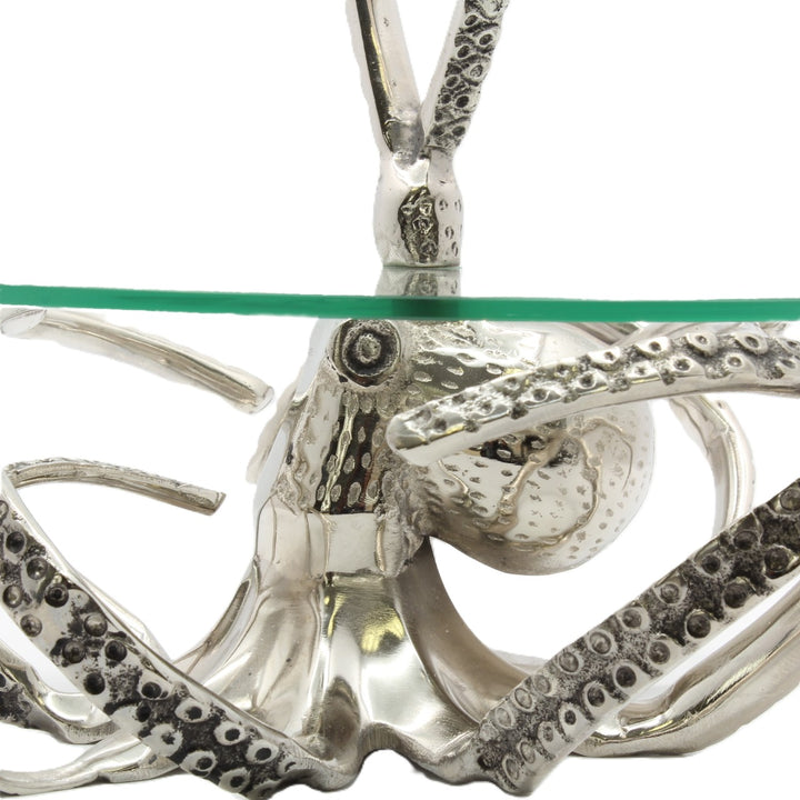 Two-tiered glass serving tray with decorative metal base |Aluminum | 310007