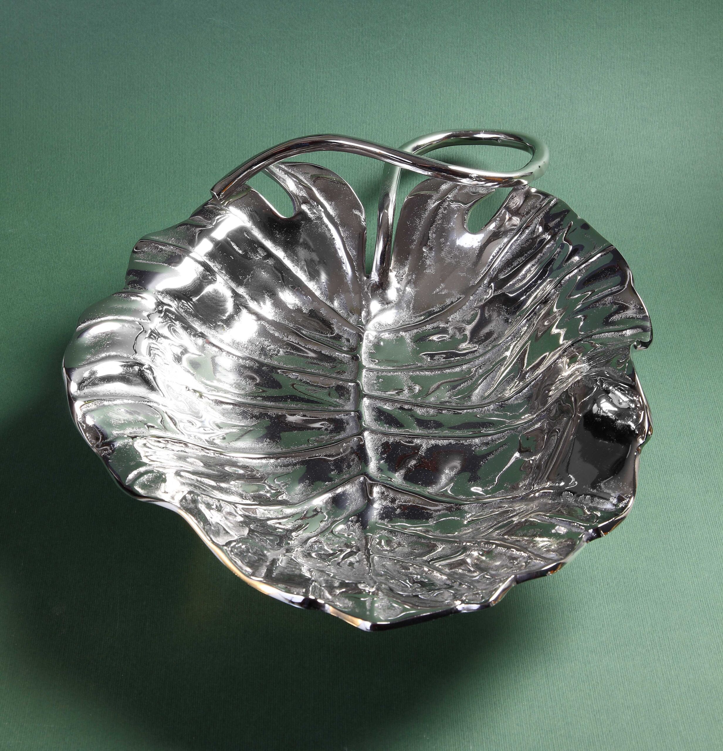 Leaf Design/ Serving bowl/ 440270